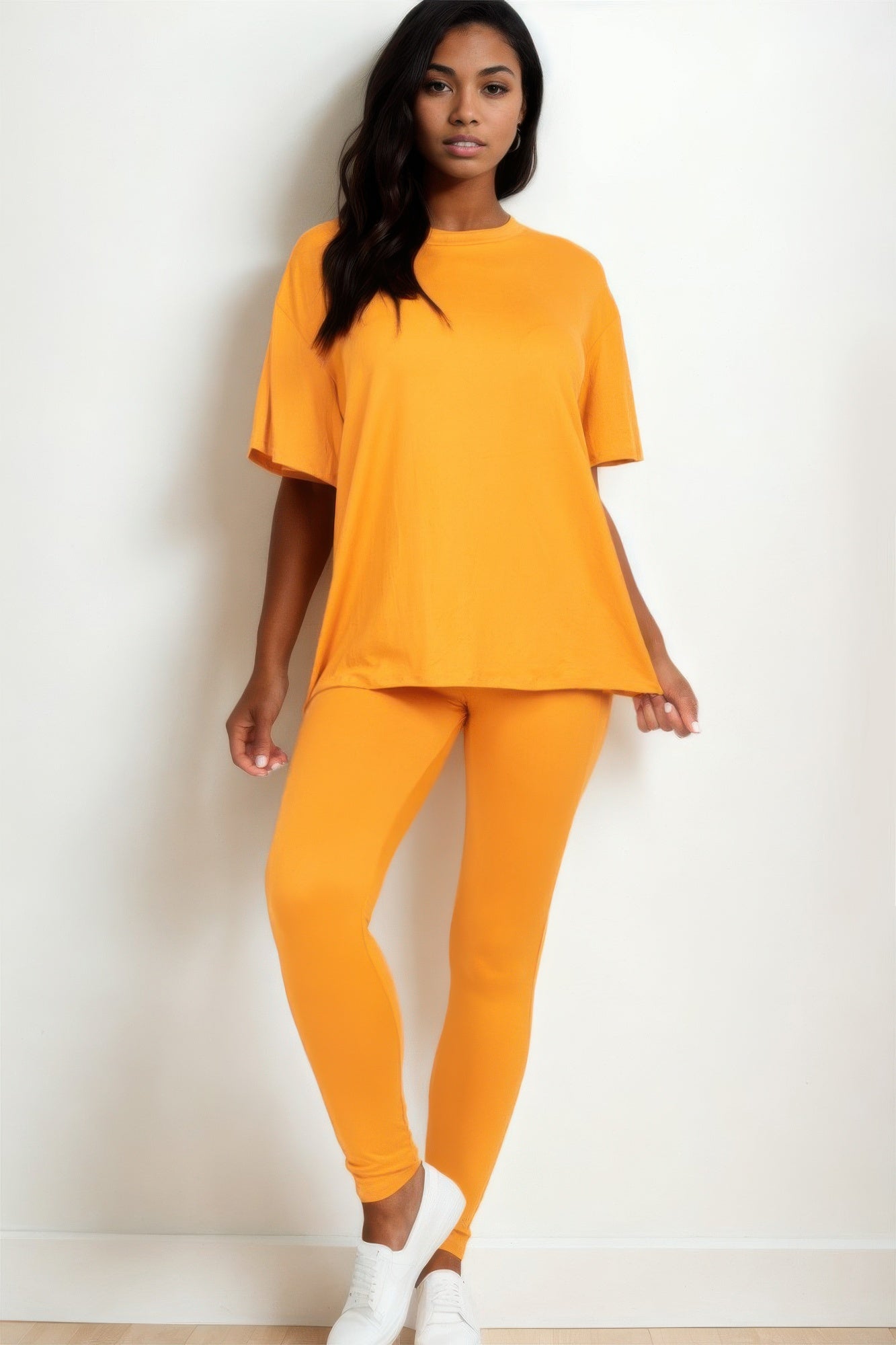 Tomato Cream short sleeve round neck tights set crafted from high-stretch jersey