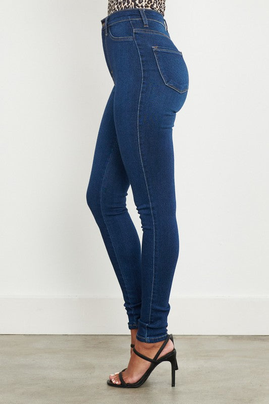 Step up your denim game with our High Waisted Classic Skinny Jeans. Made with stretch denim for the perfect balance of comfort and style. High-rise cinching for a flattering fit, and a classic skinny silhouette to accentuate your curves. Soft fabric for all-day comfort.