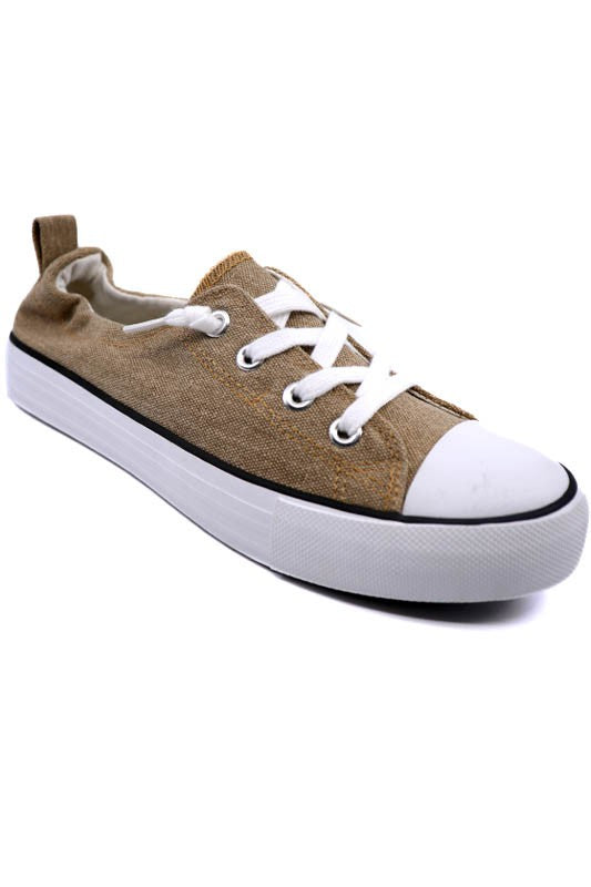 The Slip on Fashion sneaker is a stylish and functional choice for any fashion-forward individual.