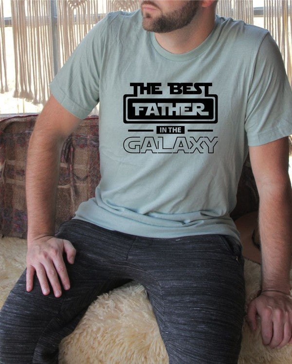 Crafted from 100% ringspun cotton, this unisex tee boasts a stylish graphic of the best father in the galaxy. Made with ring spun cotton, it provides a comfortable and breathable fit for everyday wear.