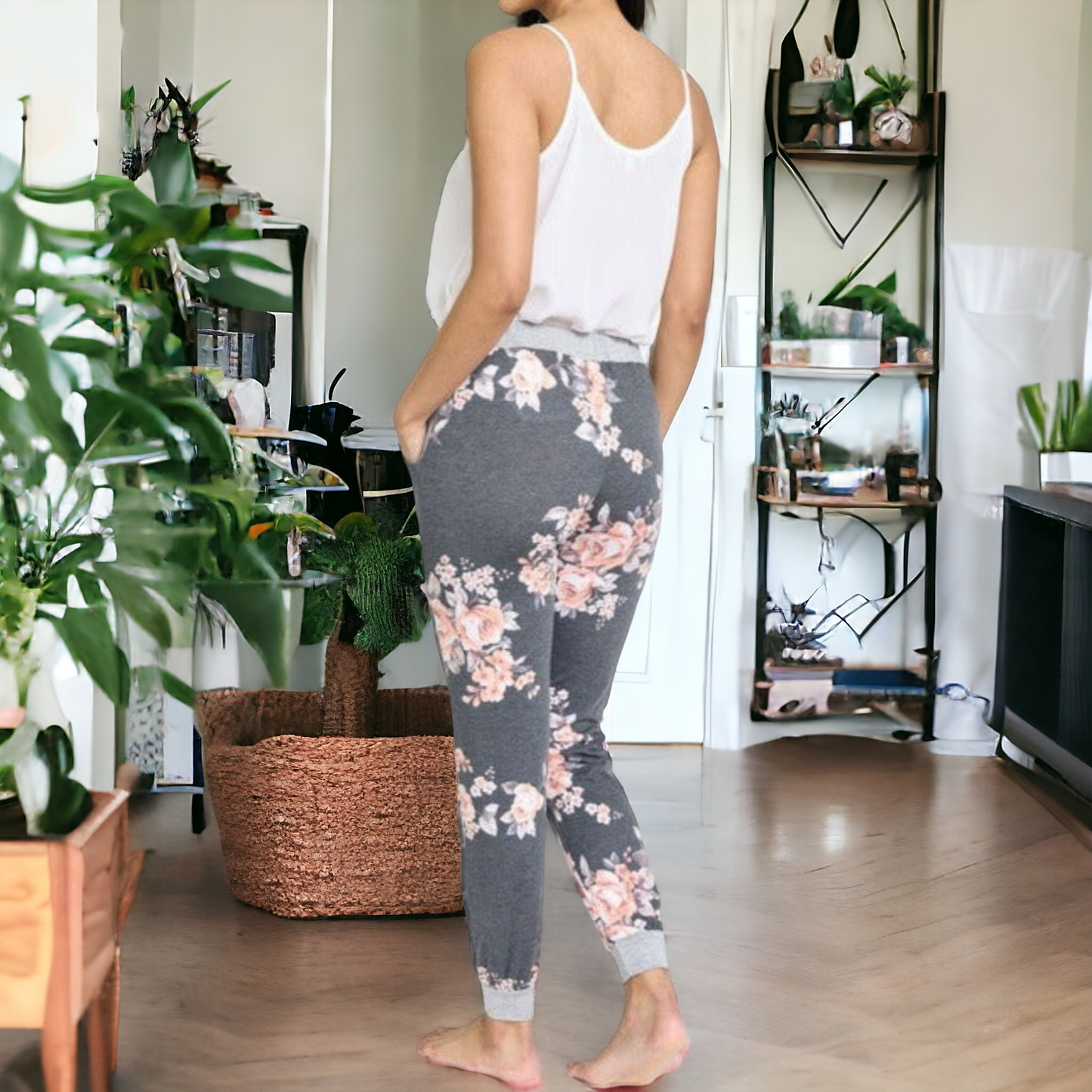 Elevate your style with our Floral Drawstring Jogger! Featuring a beautiful floral pattern, comfortable fit, and drawstring waist, you'll feel effortlessly chic all day. A must-have for any fashion-forward individual!