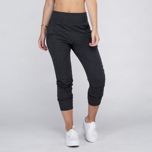 These must-have Comfy Stretch Lounge Sweat Pants are the perfect loungewear option. Their soft and stretchy fabric provides unparalleled comfort while the elastic waistband ensures a secure and flexible fit. Whether you're relaxing at home or running errands, these pants will keep you comfortable and stylish.